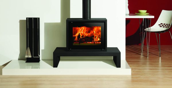 STUDIO 500 FREESTANDING